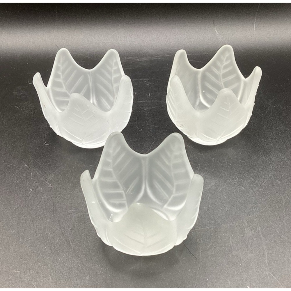 Set of 3 Partylite Candle Tea Light Holders‎ Leaf Lotus Blossom Design Frosted